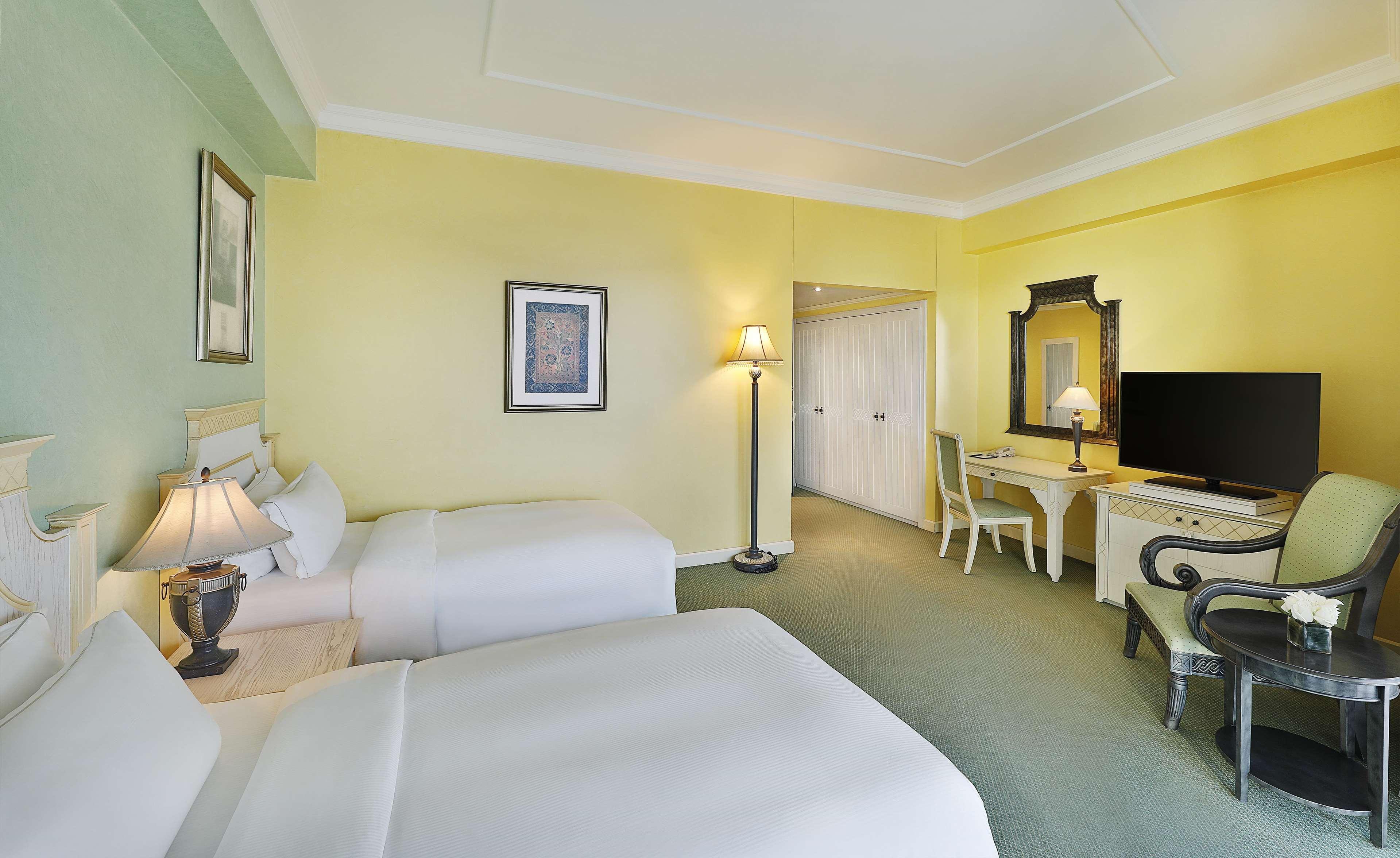 Al Habtoor Grand Beirut Hotel Ngoại thất bức ảnh
