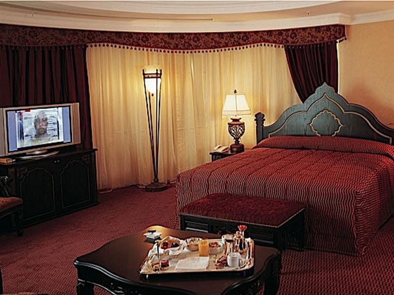 Al Habtoor Grand Beirut Hotel Ngoại thất bức ảnh