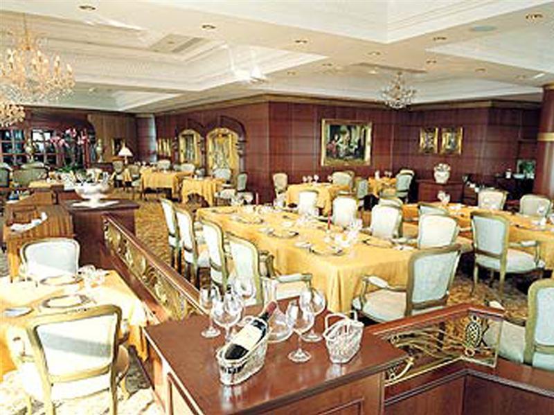 Al Habtoor Grand Beirut Hotel Ngoại thất bức ảnh